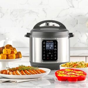 Instant Pot 6qt Slow Cook Function Pressure Cooker Bundle Set